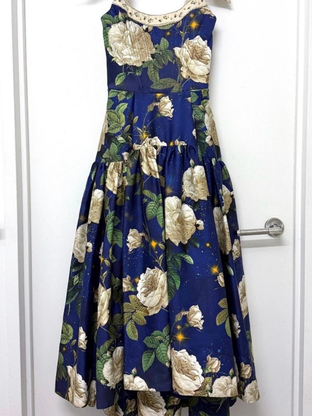 Alice + Olivia Navy Floral Tie-Shoulder Maxi Dress - Picture 3 of 4